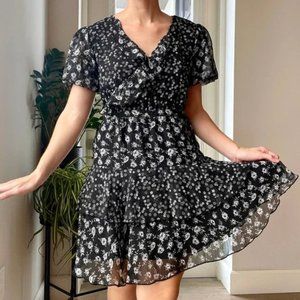 ~ NWT ~ TOPSHOP Floral Puff Sleeve Mini Dress